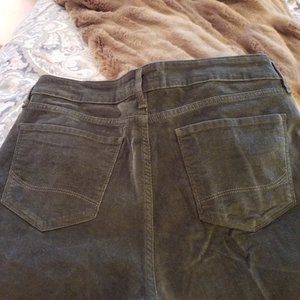 NYDJ Size 12 Skinny Fit Straight Leg Pinwale Cord Forest Green